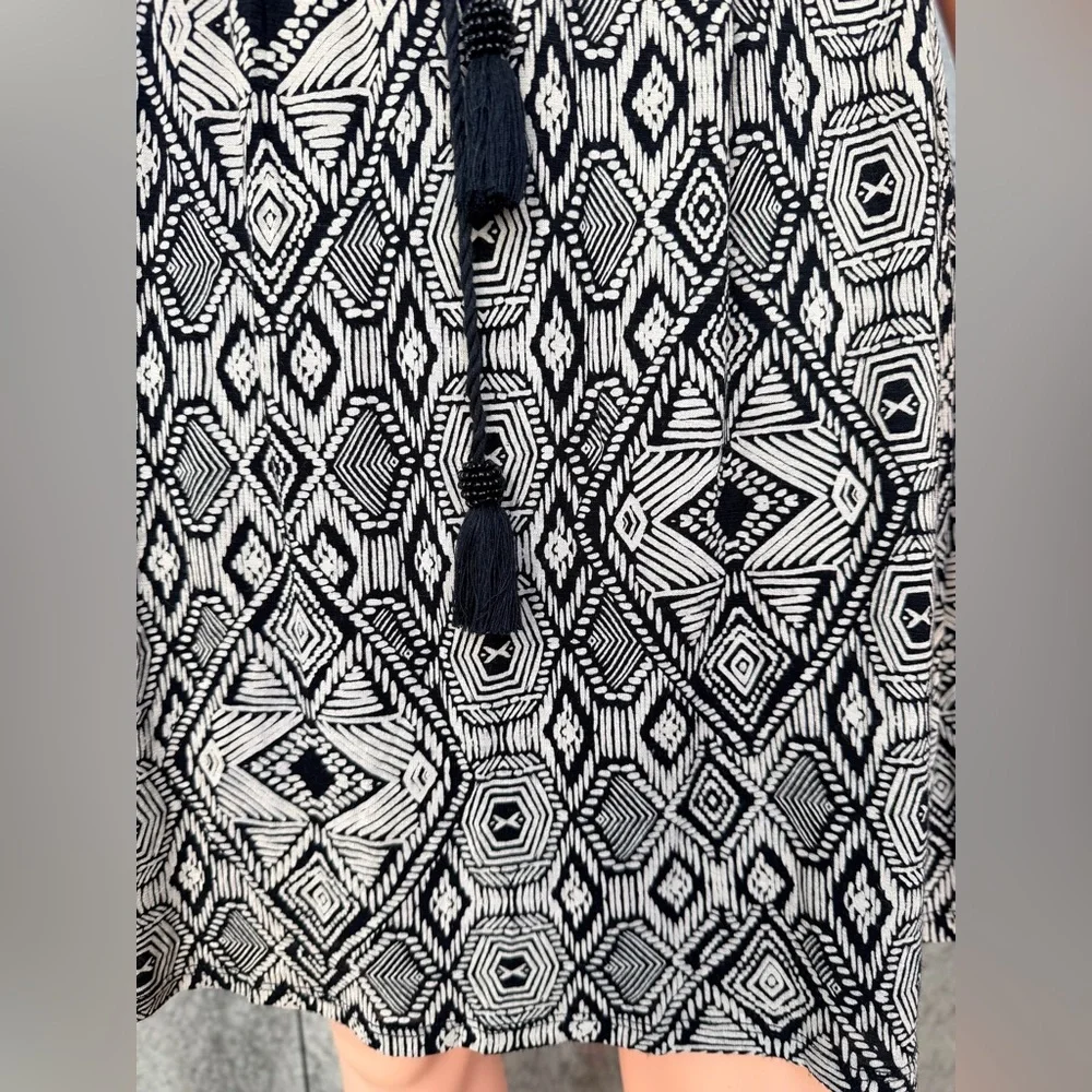Lucky Brand Black and White Geometric Dress Excellent Condition - Picture 12 of 15